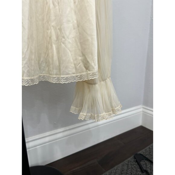 Vintage Jola Two Sheer Pleated Lace Trim Blouse Sz Medium - Picture 4 of 12